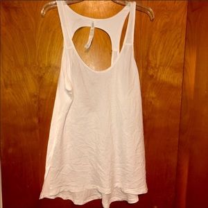 Lululemon white tank